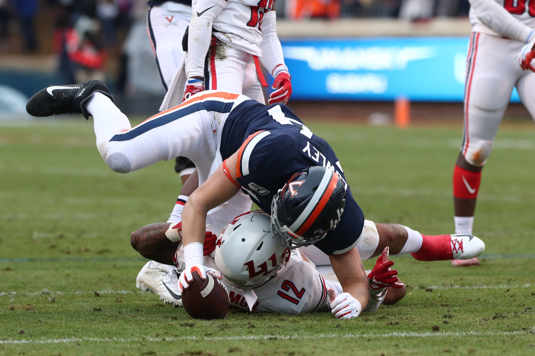 20191123_cdp_sports_uvafootball69.JPG
